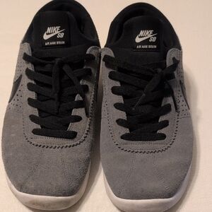 Nike SB Air Max Bruin Men's Black and Gray Sneakers